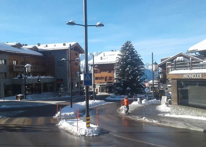 Small Apartment, Appartement *